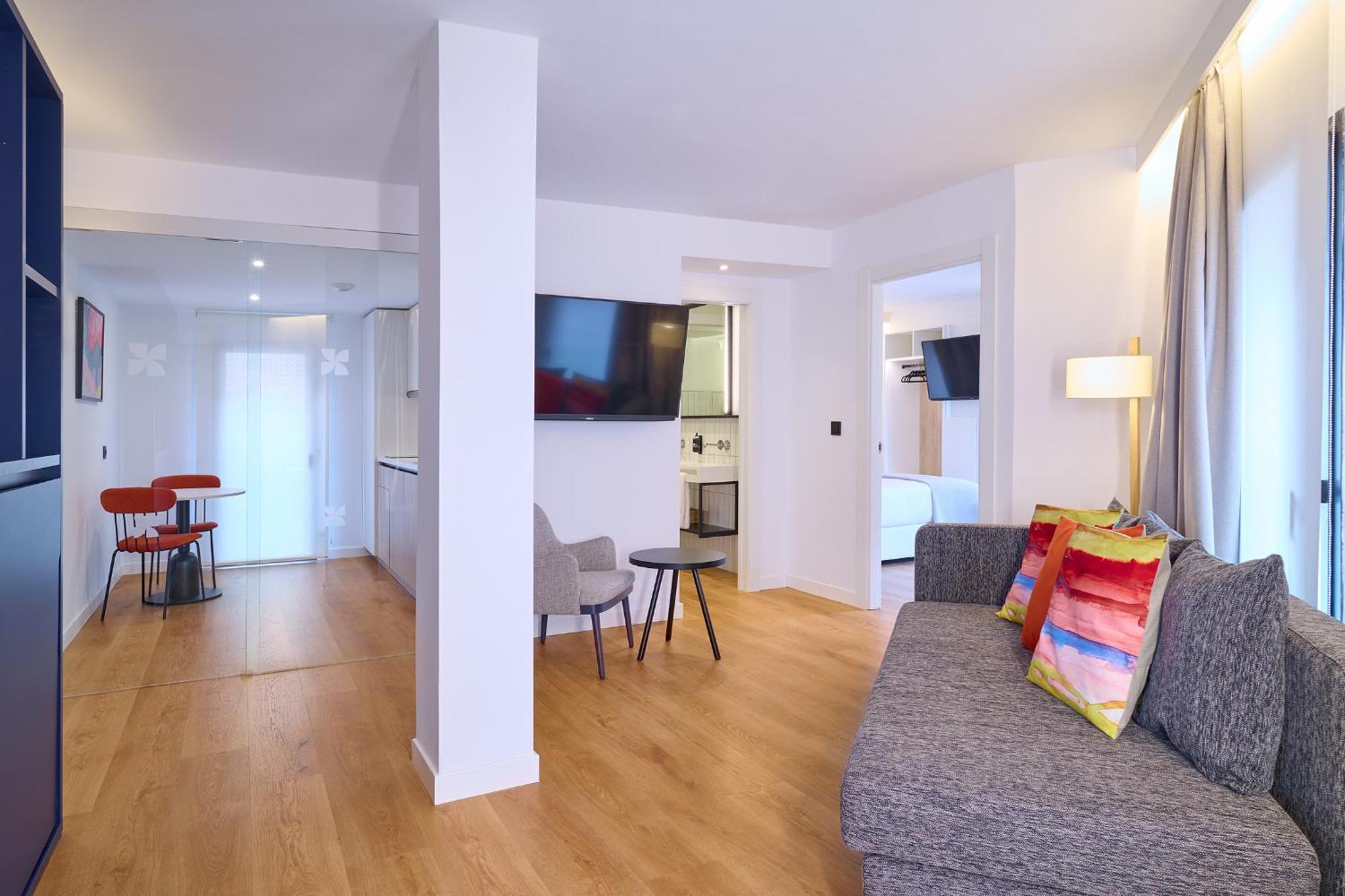 Apartamentos Luna Suites Гранада Экстерьер фото